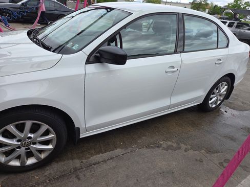 Used 2015 Volkswagen Jetta S FWD image 9