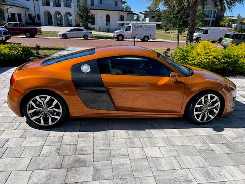 Used 2014 Audi R8 V10 image 2