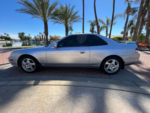 Used 2001 Honda Prelude image 2