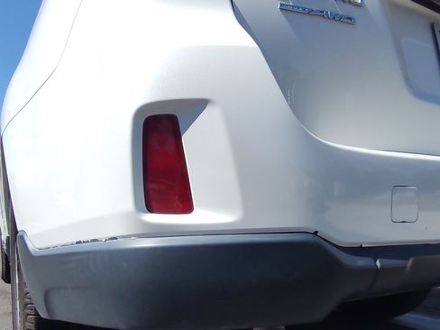 Used 2017 Subaru Outback 2.5i Premium image 16