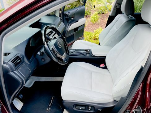 Used 2013 Lexus RX 450h FWD image 8