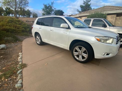 Used 2008 Toyota Highlander Limited FWD image 2