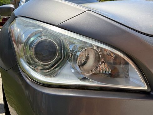 Used 2013 INFINITI M56 image 9