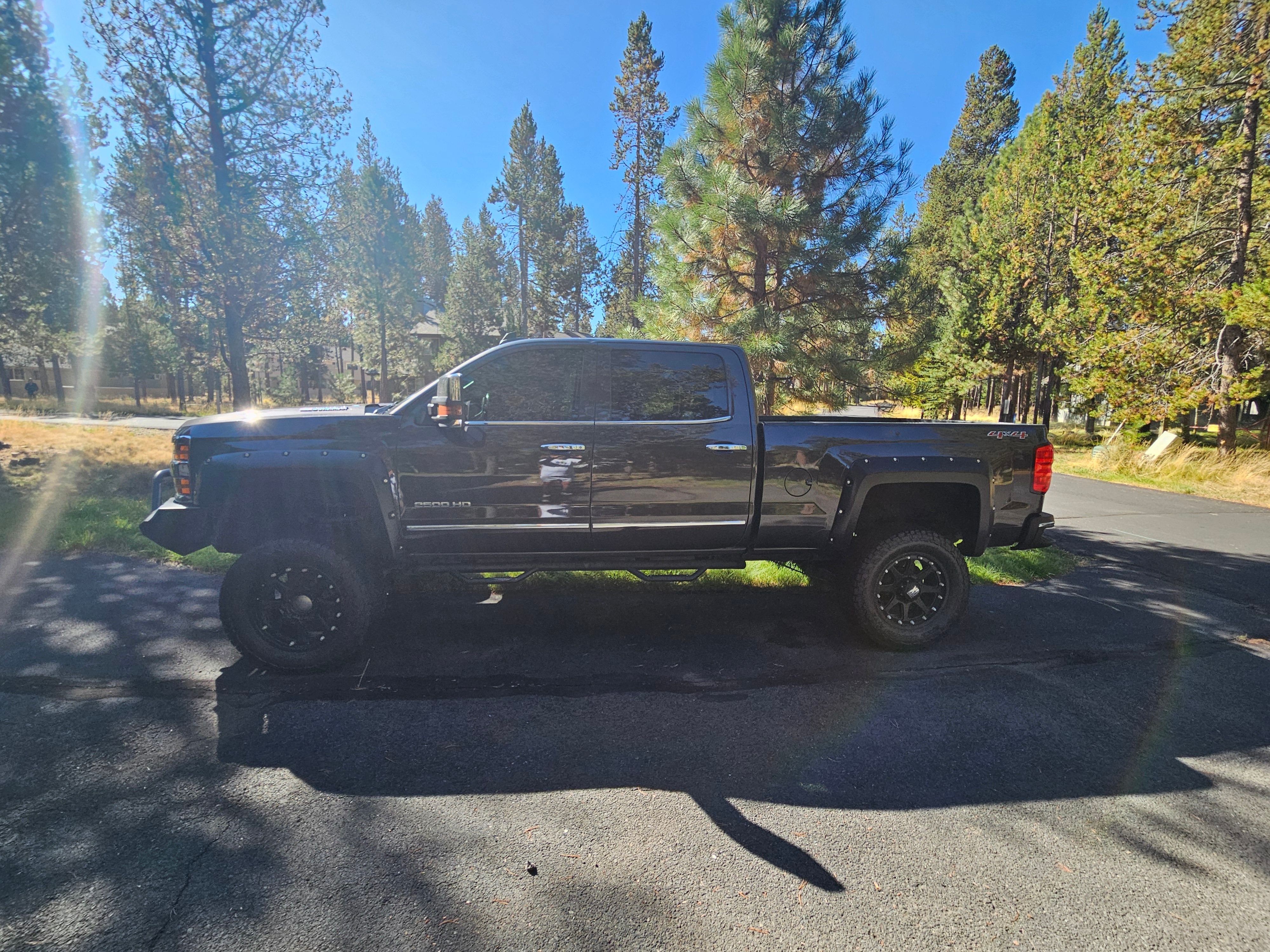 Used 2015 Chevrolet Silverado 2500 LTZ w/ Duramax Plus Package AWD/4WD image 8