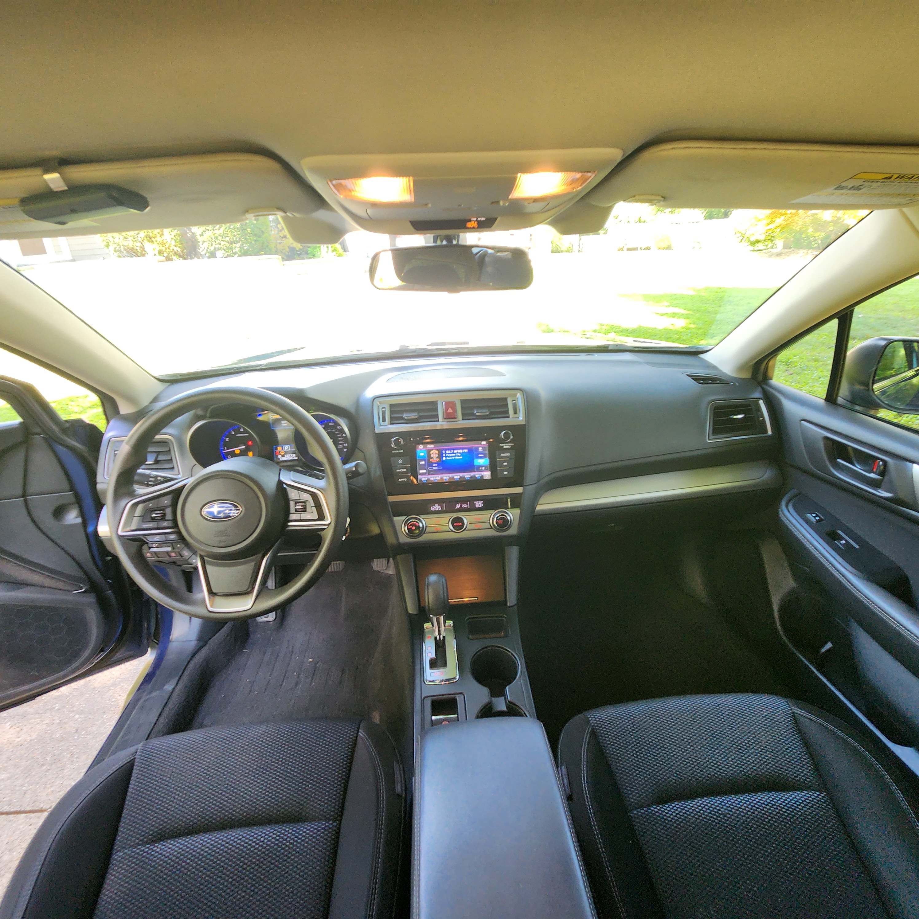 Used 2019 Subaru Outback 2.5i AWD/4WD image 4