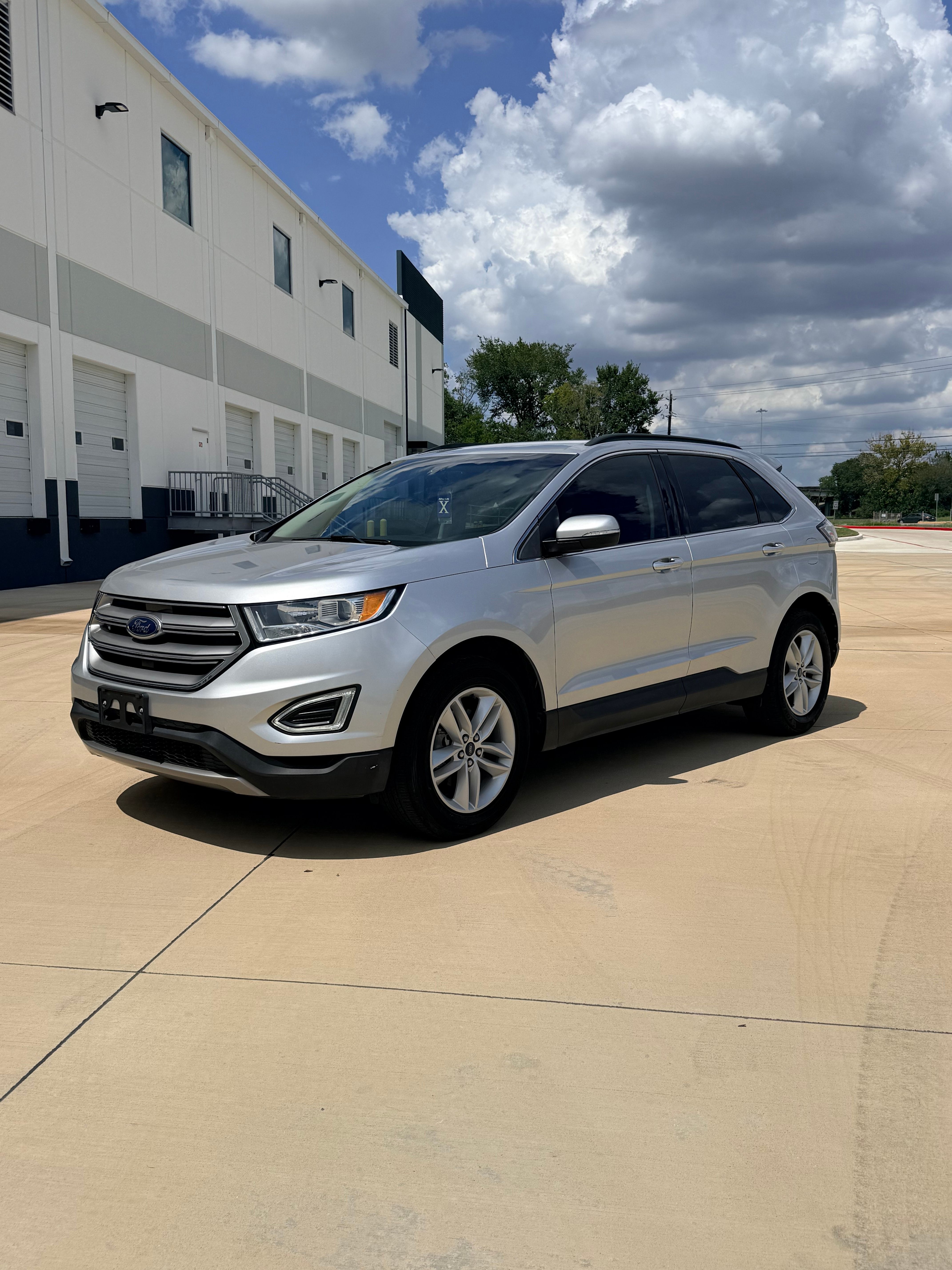 Used 2017 Ford Edge SEL FWD image 5