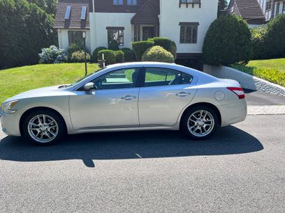 Used 2011 Nissan Maxima 3.5 SV w/ Monitor Pkg