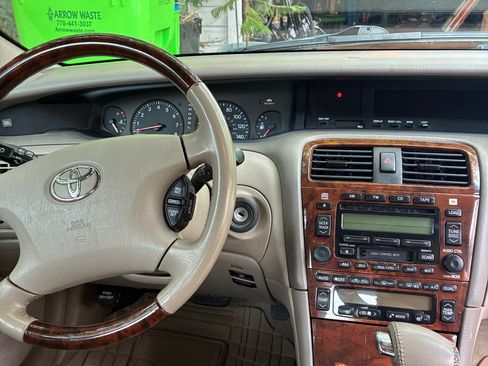 Used 2003 Toyota Avalon XLS FWD image 12