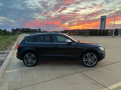 Used 2014 Audi SQ5 Prestige AWD/4WD image 9