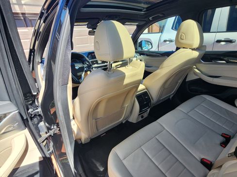 Used 2019 BMW X3 sDrive30i w/ Convenience Package image 10