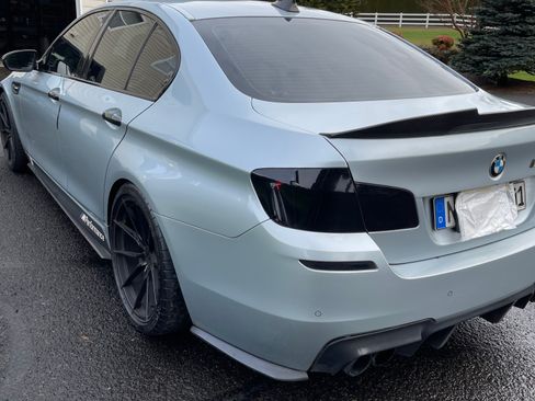 Used 2014 BMW M5 image 2