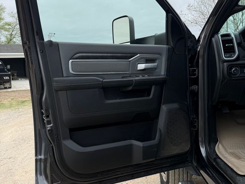 Used 2022 RAM 4500 SLT w/ Quick Order Package 2YG SLT image 11