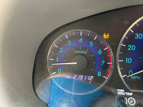 Used 2006 Toyota Sienna XLE Limited image 11