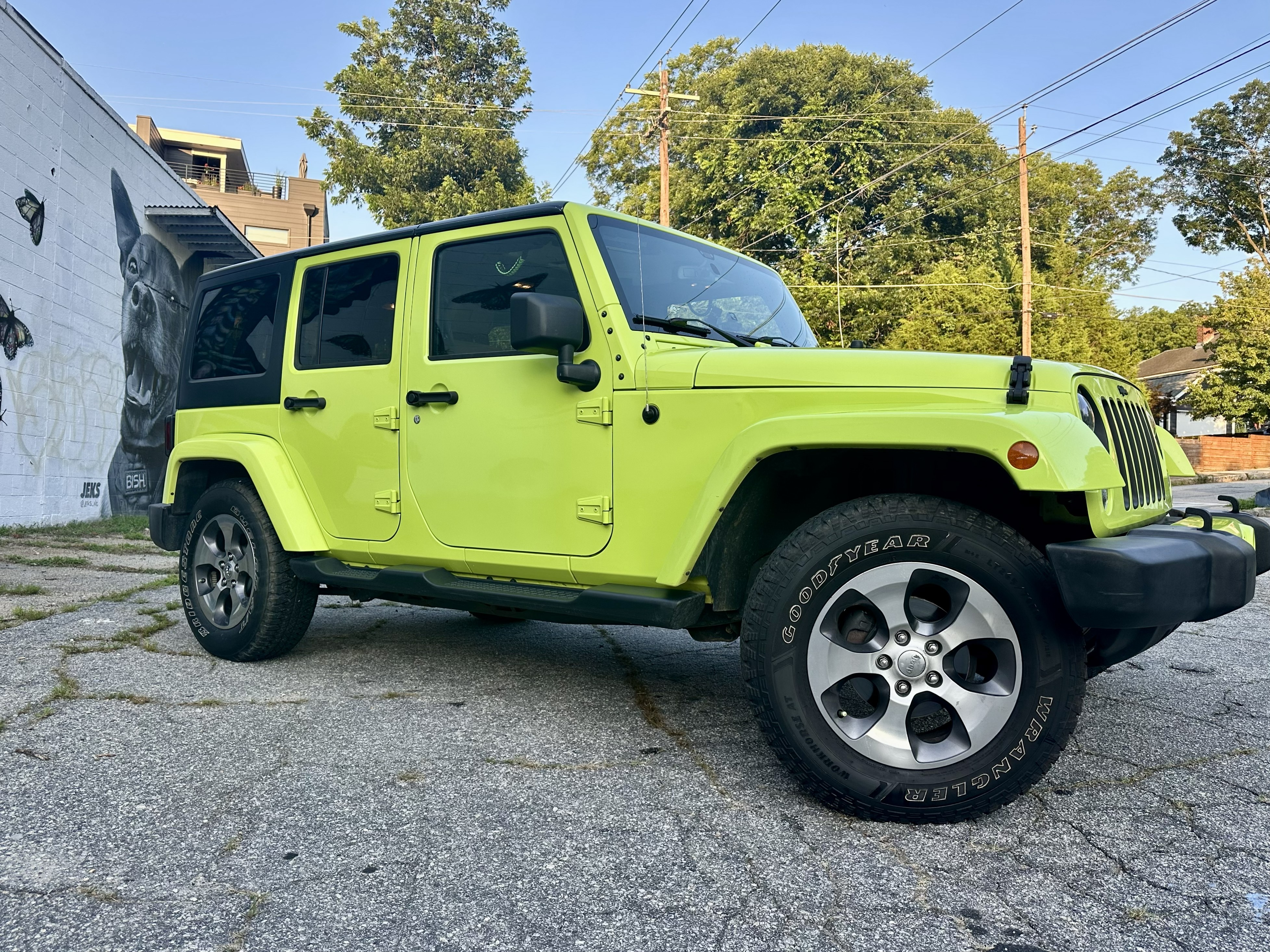 Used 2016 Jeep Wrangler Unlimited Sahara w/ Trailer Tow Group AWD/4WD image 5