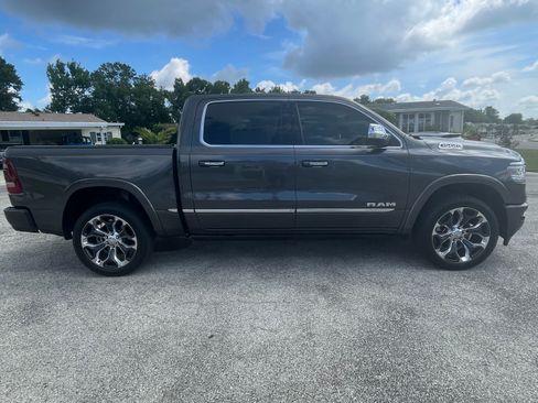Used 2021 RAM 1500 Limited AWD/4WD image 1