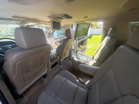 Used 2016 Chevrolet Suburban LTZ image 13