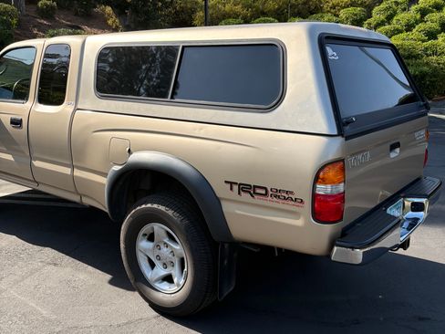 Used 2004 Toyota Tacoma PreRunner w/ Convenience Pkg RWD image 8
