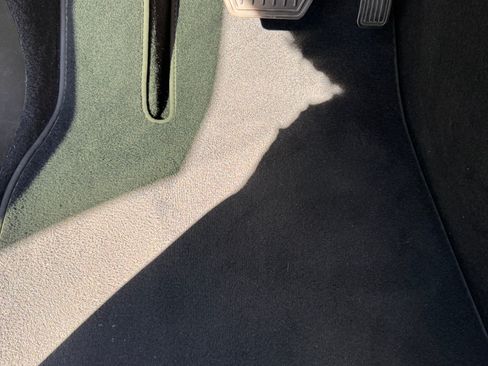 Used 2021 Tesla Model Y Long Range image 8