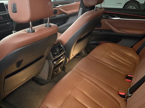 Used 2018 BMW X5 xDrive35i AWD/4WD image 11