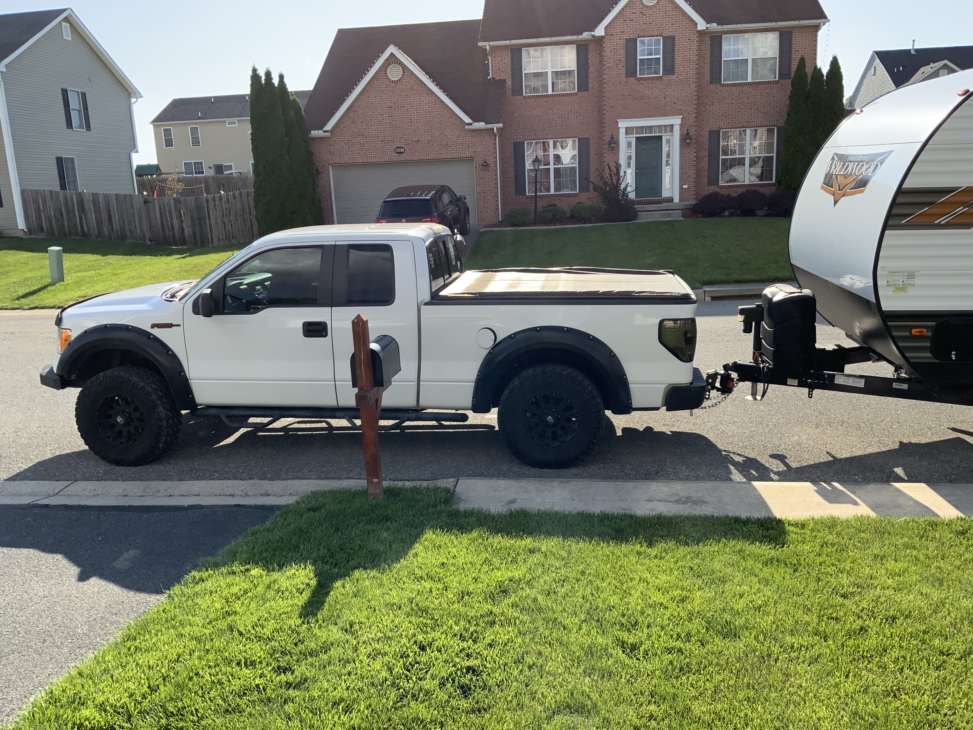 Used 2010 Ford F150 STX AWD/4WD image 1