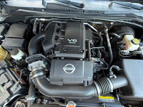 Used 2019 Nissan Frontier SV RWD image 8