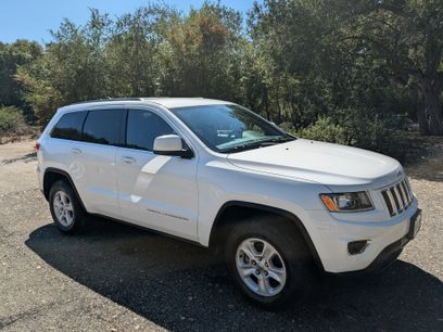 Used 2015 Jeep Grand Cherokee Laredo