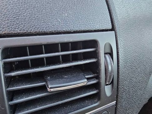 Used 2008 Mercedes-Benz C 350 Sport image 16