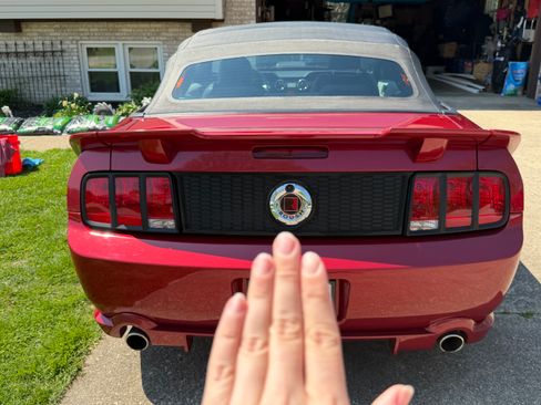Used 2005 Ford Mustang Premium image 14