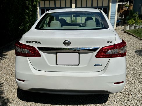 Used 2014 Nissan Sentra SV w/ SV Driver Package FWD image 6