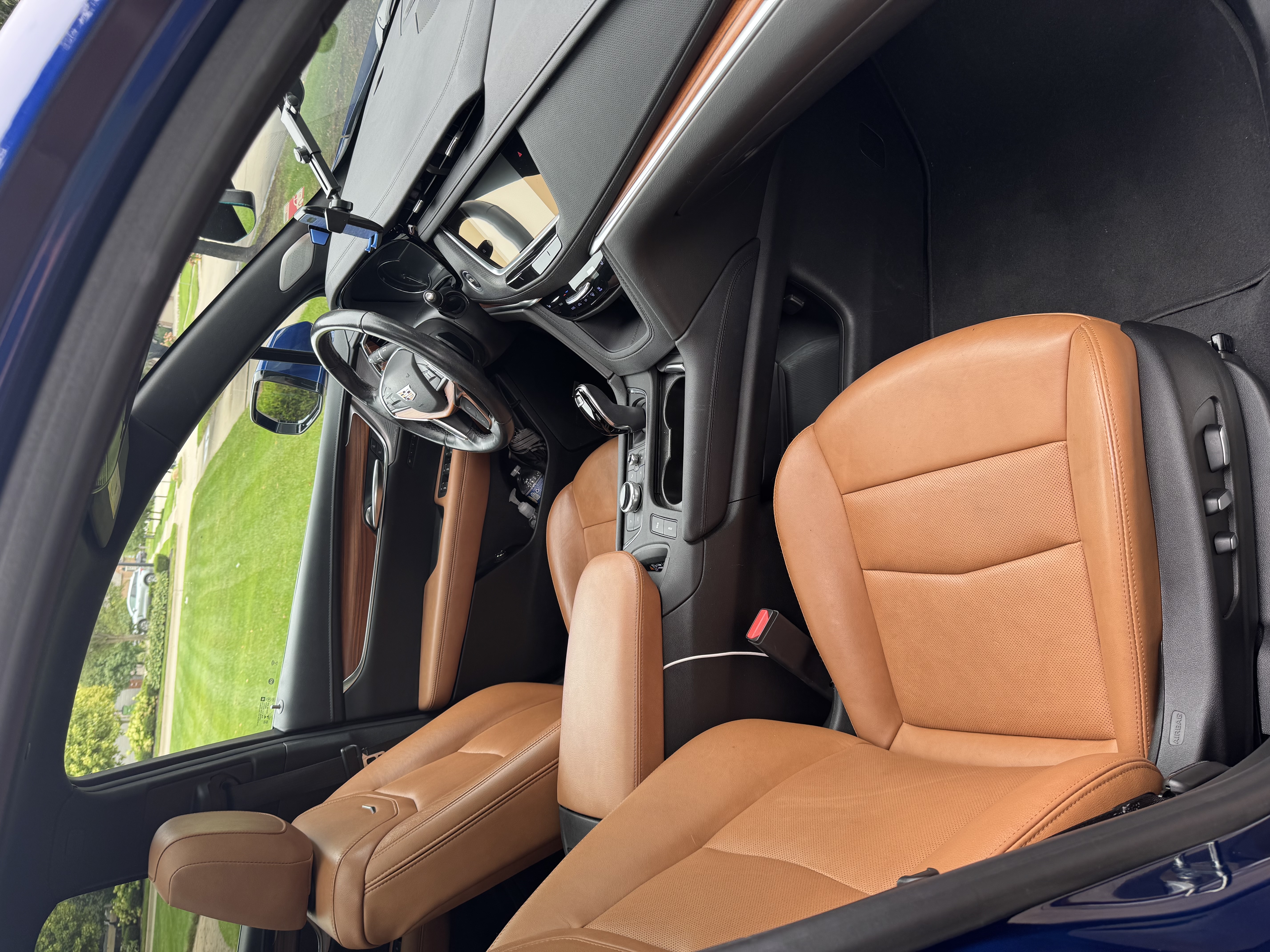 Used 2023 Cadillac XT5 Premium Luxury AWD/4WD image 8