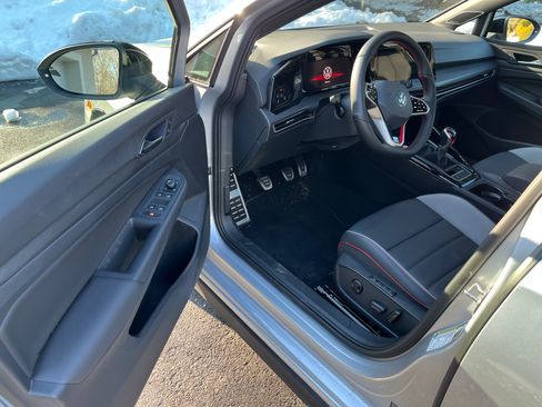 Used 2024 Volkswagen GTI SE w/ SE Leather Seats Package image 11