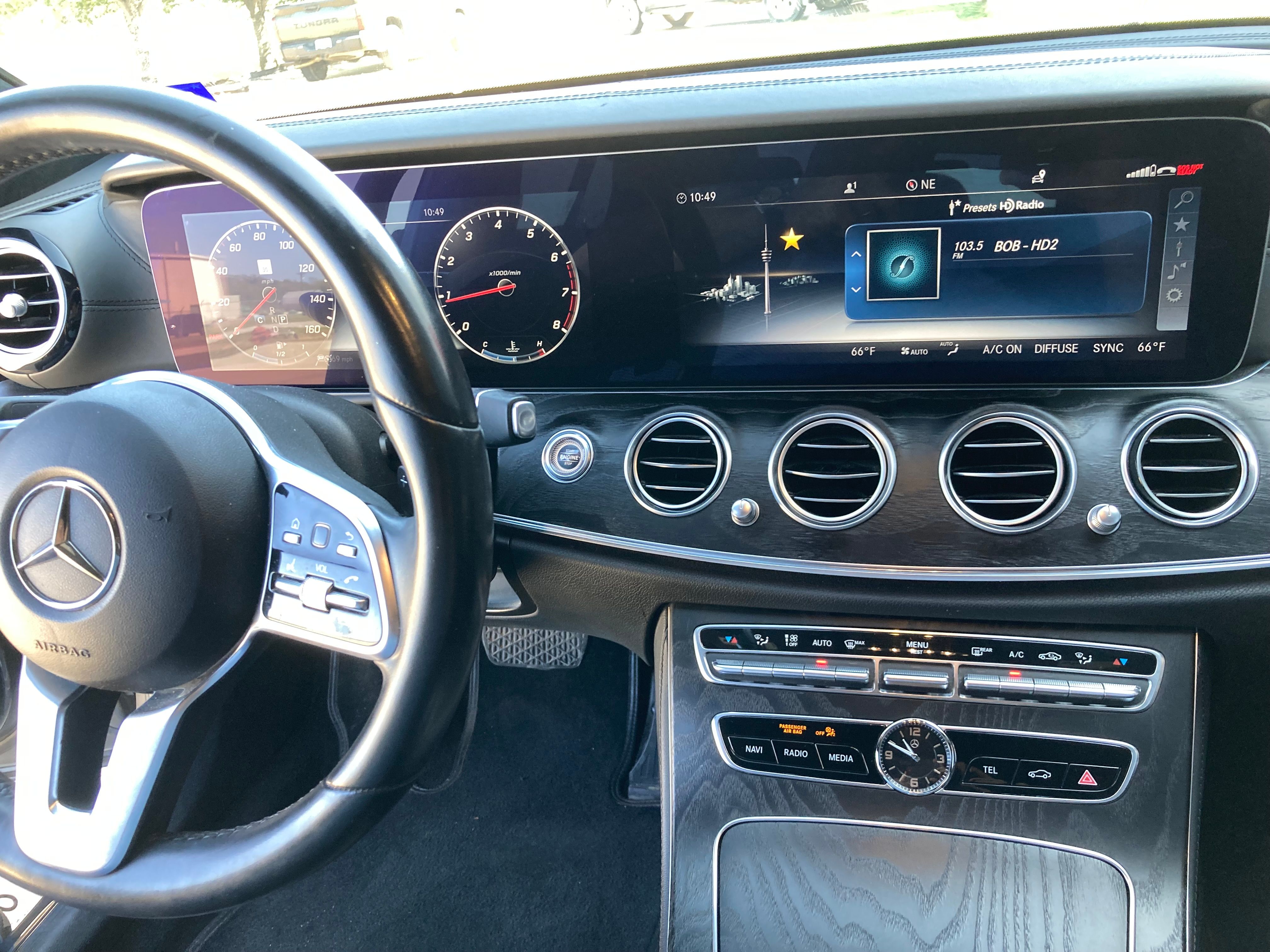 Used 2020 Mercedes-Benz E 350 Sedan image 26