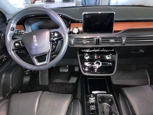 Used 2020 Lincoln Corsair Reserve w/ Equipment Group 202A AWD/4WD image 3