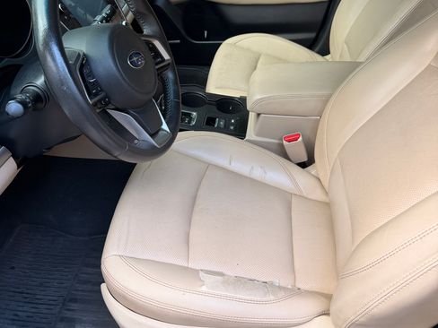 Used 2018 Subaru Outback 2.5i Limited AWD/4WD image 13