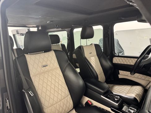 Used 2017 Mercedes-Benz G 63 AMG 4MATIC image 13
