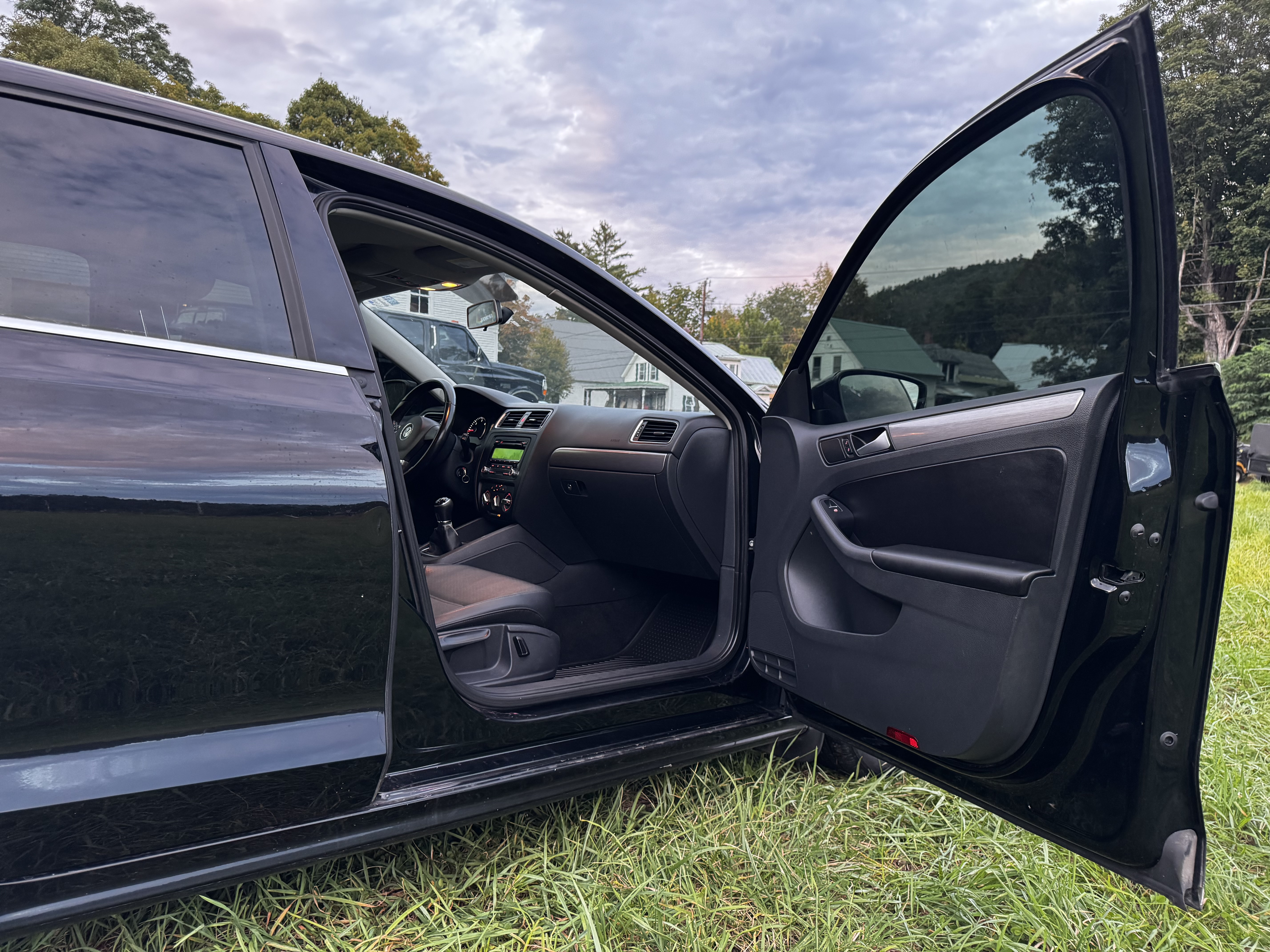 Used 2014 Volkswagen Jetta TDI FWD image 9