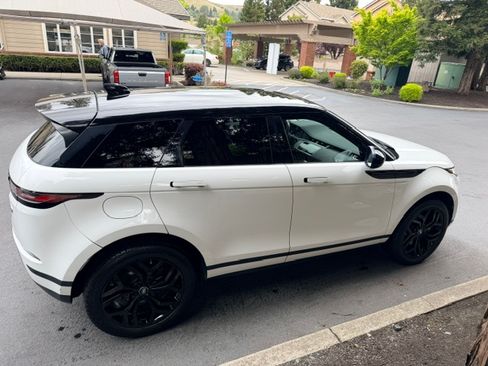 Used 2020 Land Rover Range Rover Evoque S AWD/4WD image 8