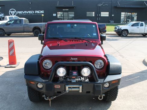 Used 2013 Jeep Wrangler Sport image 11