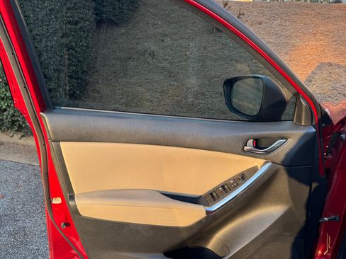 Used 2015 MAZDA CX-5 Touring image 17