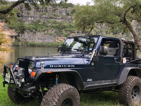 Used 2004 Jeep Wrangler Rubicon w/ Dual Top Group AWD/4WD image 1