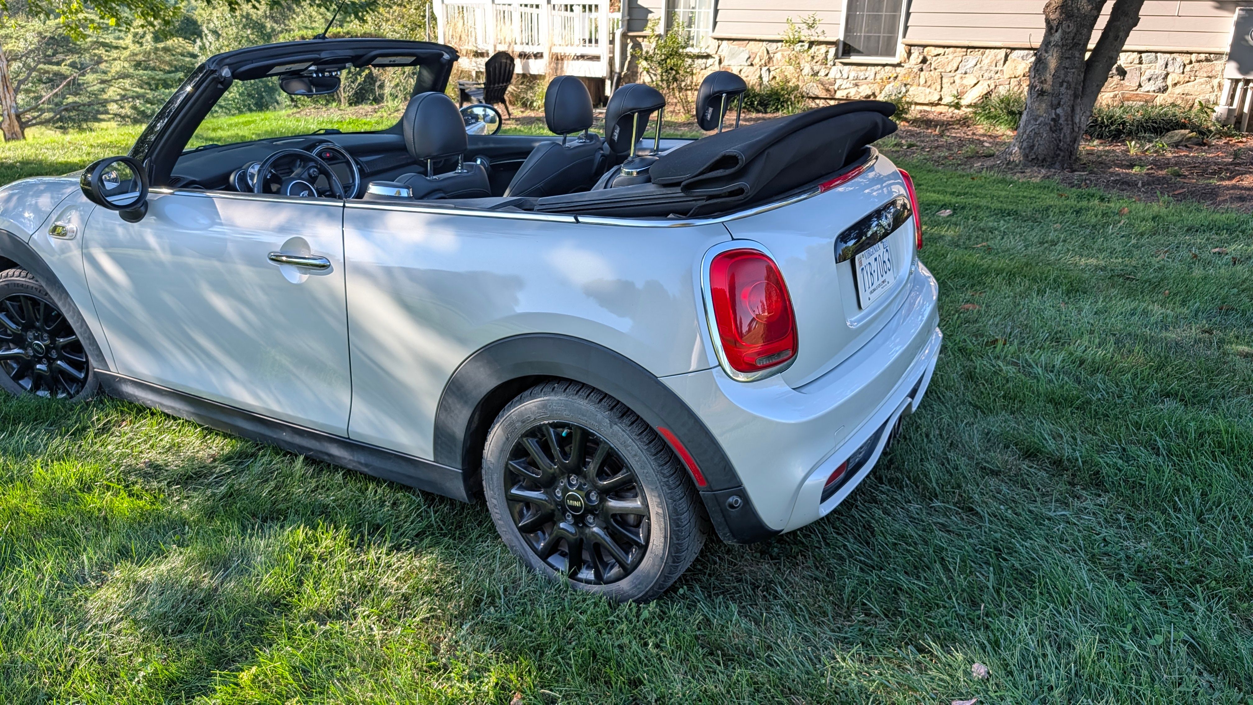 Used 2017 MINI Cooper S FWD image 6