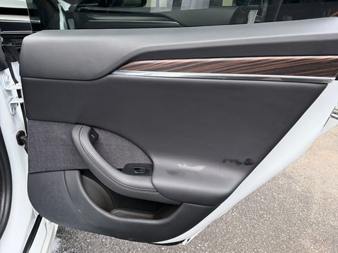 Used 2021 Tesla Model S Long Range image 11