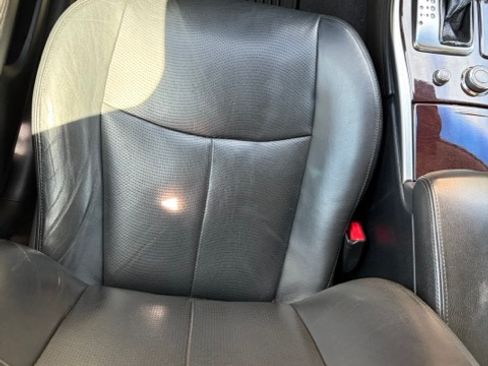 Used 2013 INFINITI M56 image 16