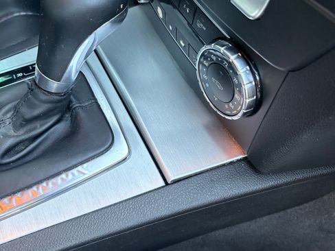 Used 2013 Mercedes-Benz C 250 Sedan image 20