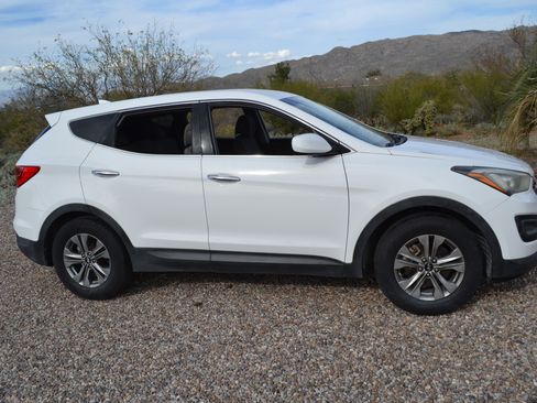Used 2015 Hyundai Santa Fe Sport image 1