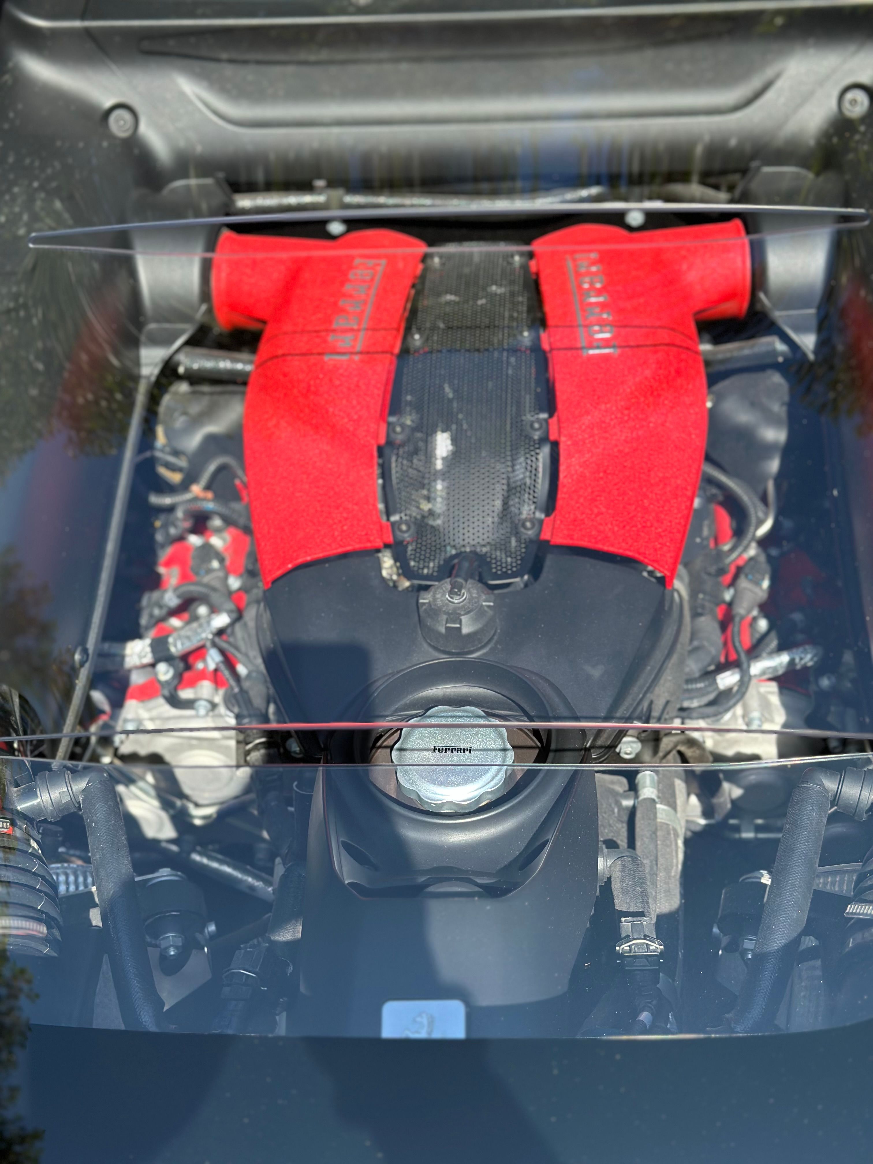 Used 2020 Ferrari F8 Tributo RWD image 27