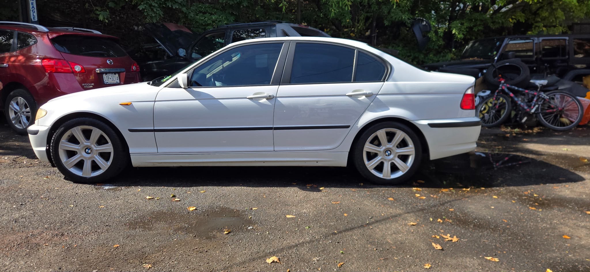 Used 2003 BMW 325i Sedan RWD image 4