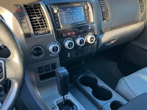 Used 2015 Toyota Sequoia SR5 image 8