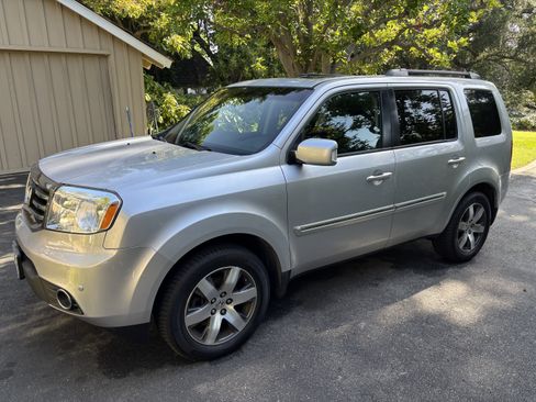 Used 2012 Honda Pilot Touring image 2