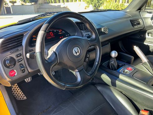 Used 2002 Honda S2000 image 18